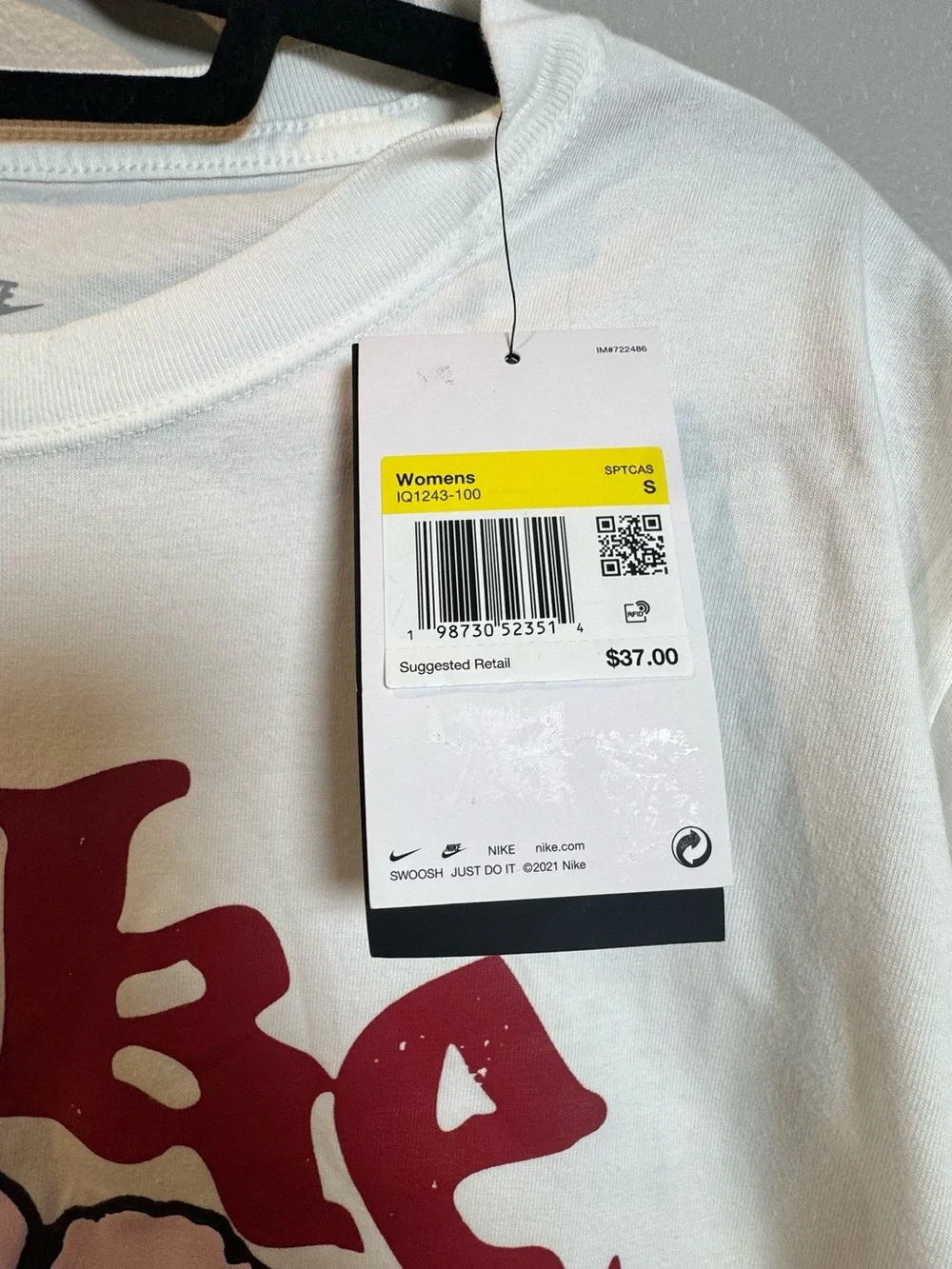 Nike BF CREW White Short Sleeve Tee oversized/loosefit Red and Pink Graphic